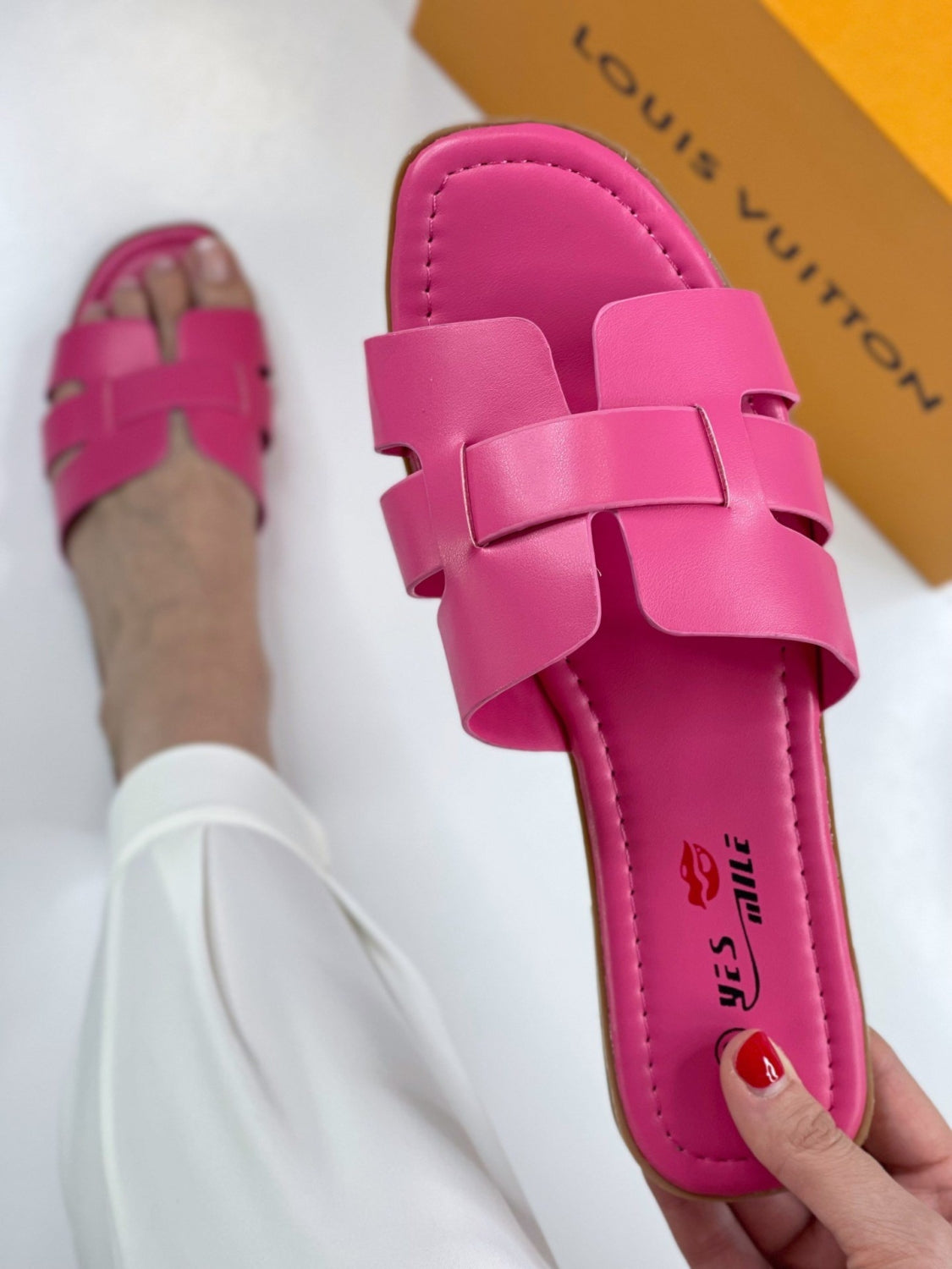 Fuchsia flat slippers