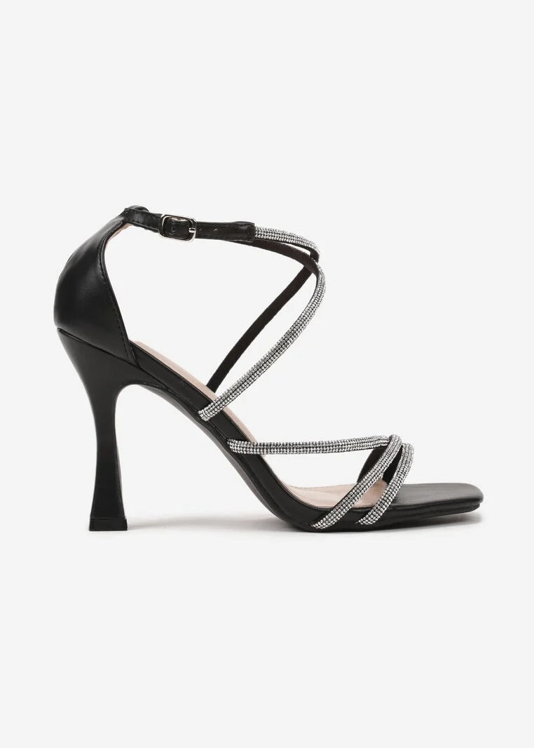 Crne sandale na tanku petu - Cipelice