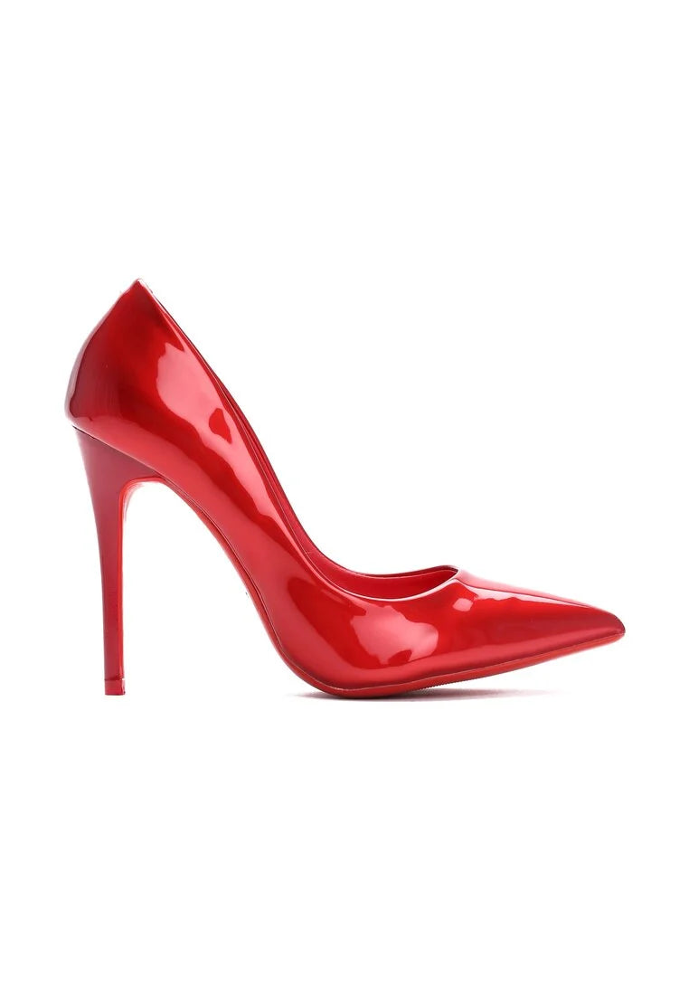 Red pumps with thin heels
