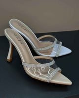 Odprti sandali s tanko peto