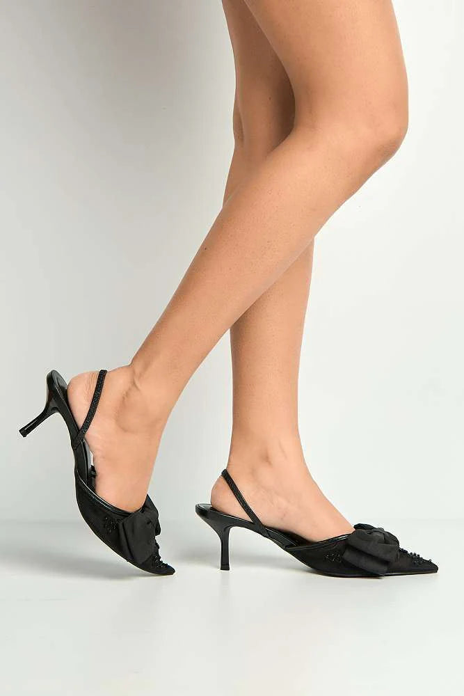 Black heels on a thin heel