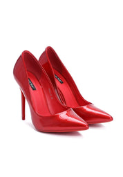 Red pumps with thin heels