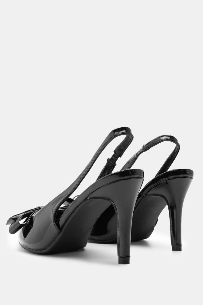 Black heels on a thin heel