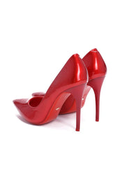 Red pumps with thin heels