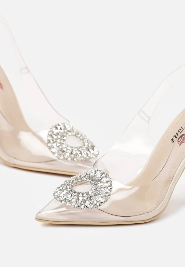 Schuhe mit dünnem Absatz