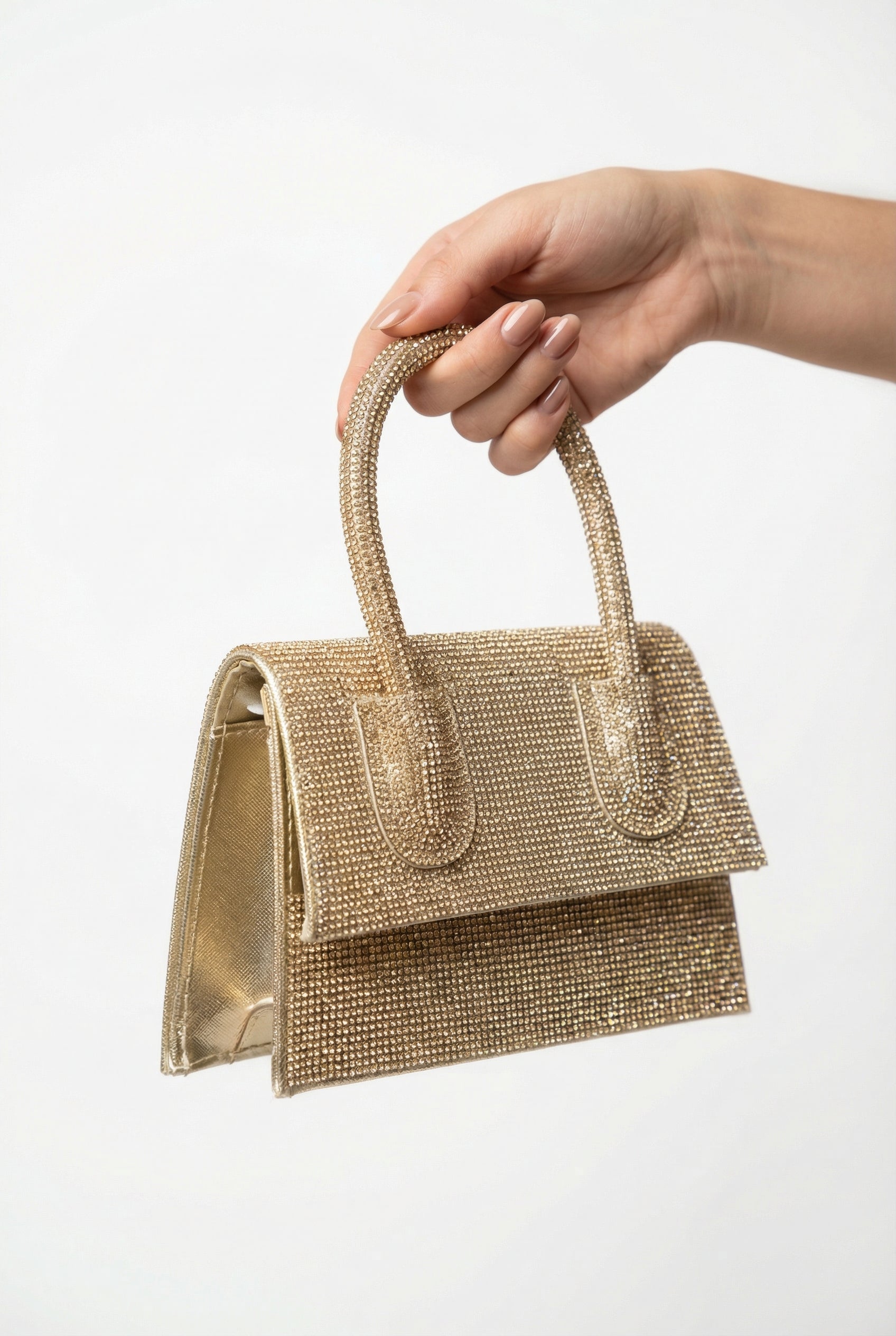 Zlatna šljokičasta večernja torbica