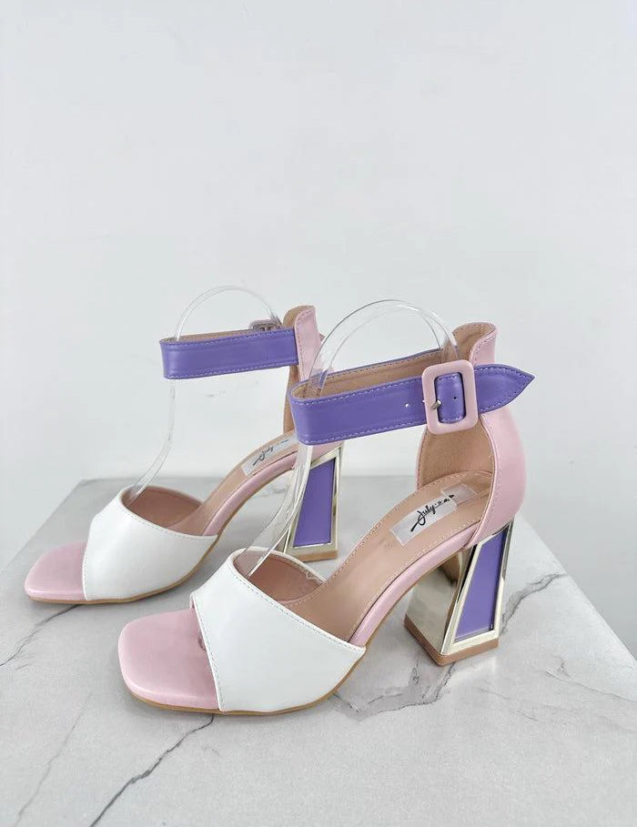 CINDEA-Sandalo-con-cinturino-multicolor-2_c640c0a8-989c-44d4-8d85-2ce19ea5cc31.webp