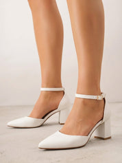 Gold sandals on a thin heel