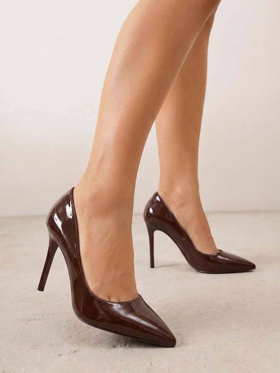 Smeđe salonke na tanku petu