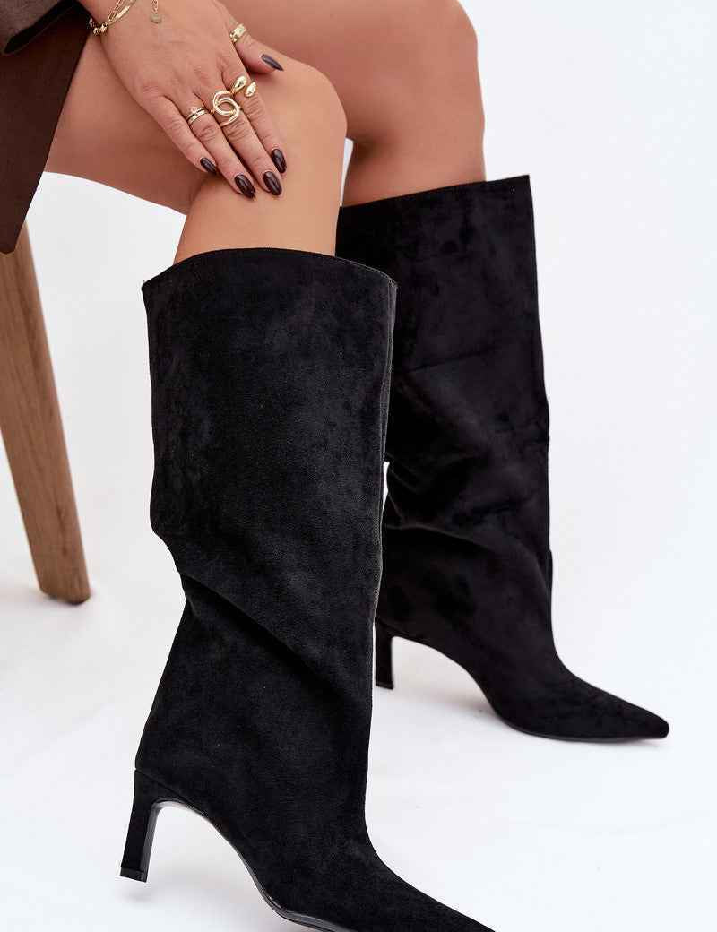 Crne čizme na tanku petu