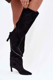 Crne čizme na tanku petu