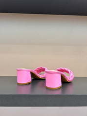Pink sandale na blok petu