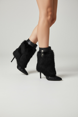 Črni škornji na tanko peto