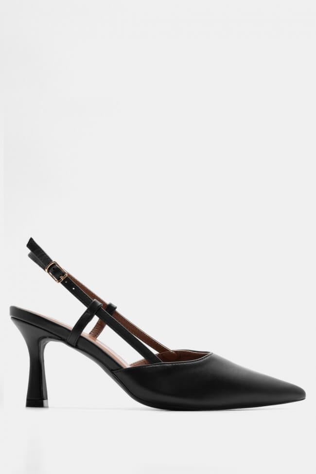 Black heels on a thin heel