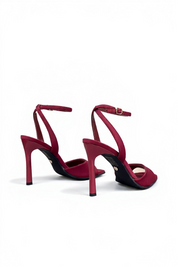 Burgundy sandals with thin heels