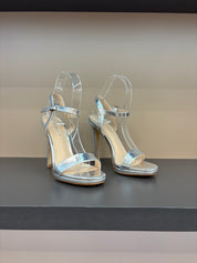 They offer sandals with thin heels.