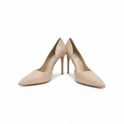 They offer pumps with thin heels.