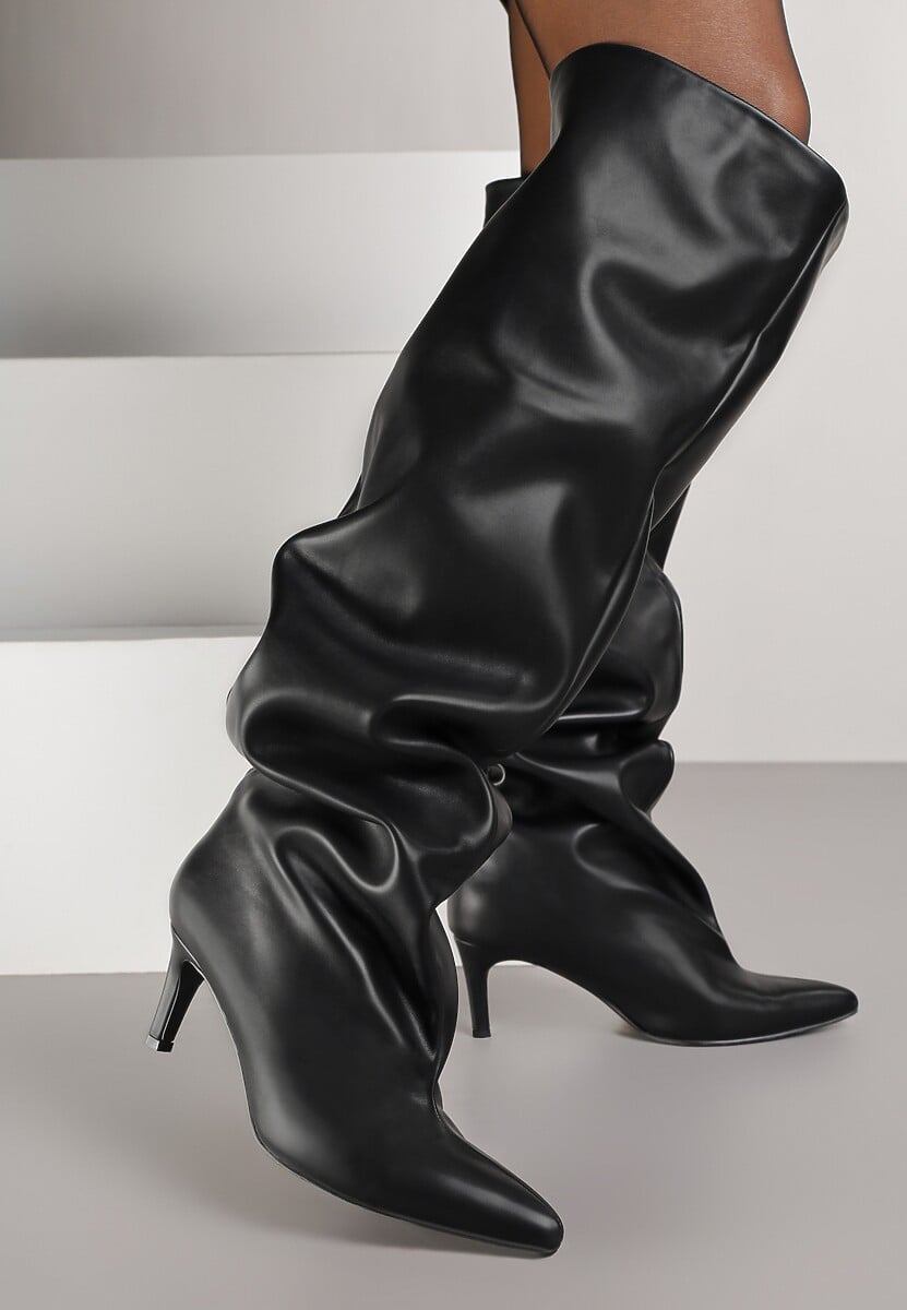 Crne visoke čizme na tanku petu