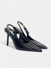 Black heels on a thin heel