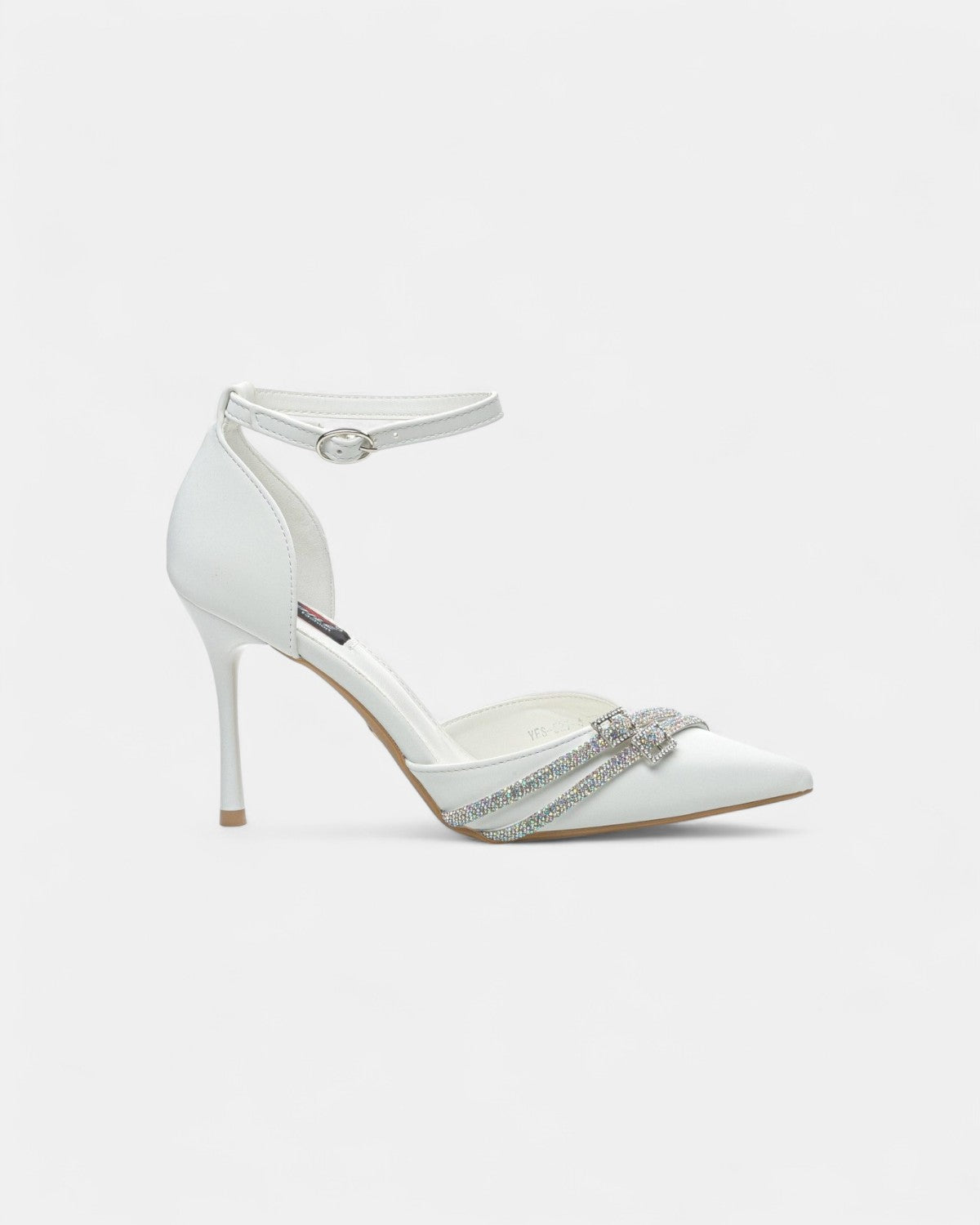 Black heels on a thin heel