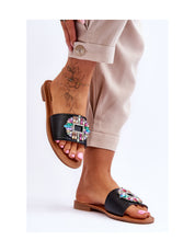 Black flat slippers
