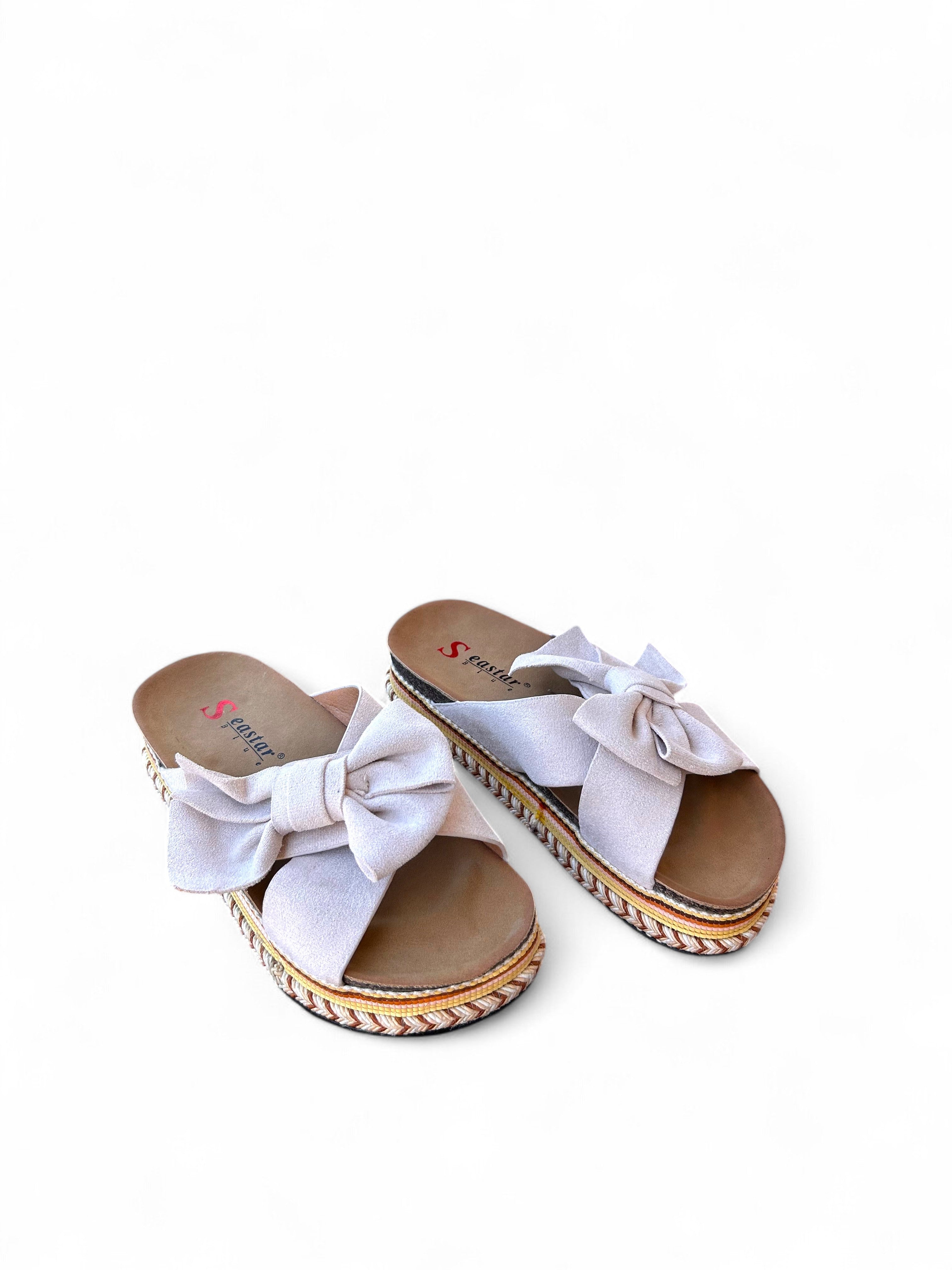 Black flat shoes with a platform