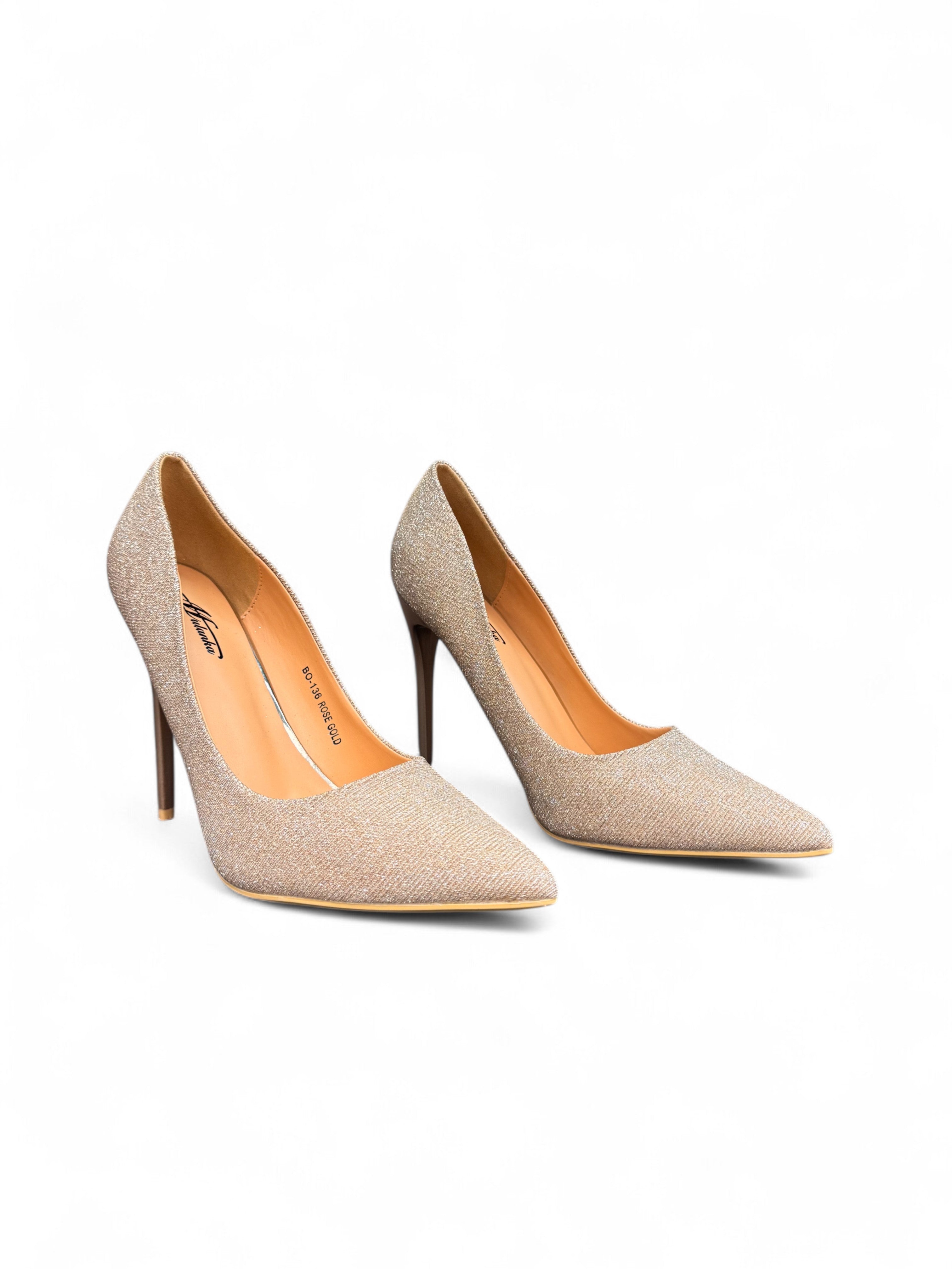 Gold pumps with a thin heel