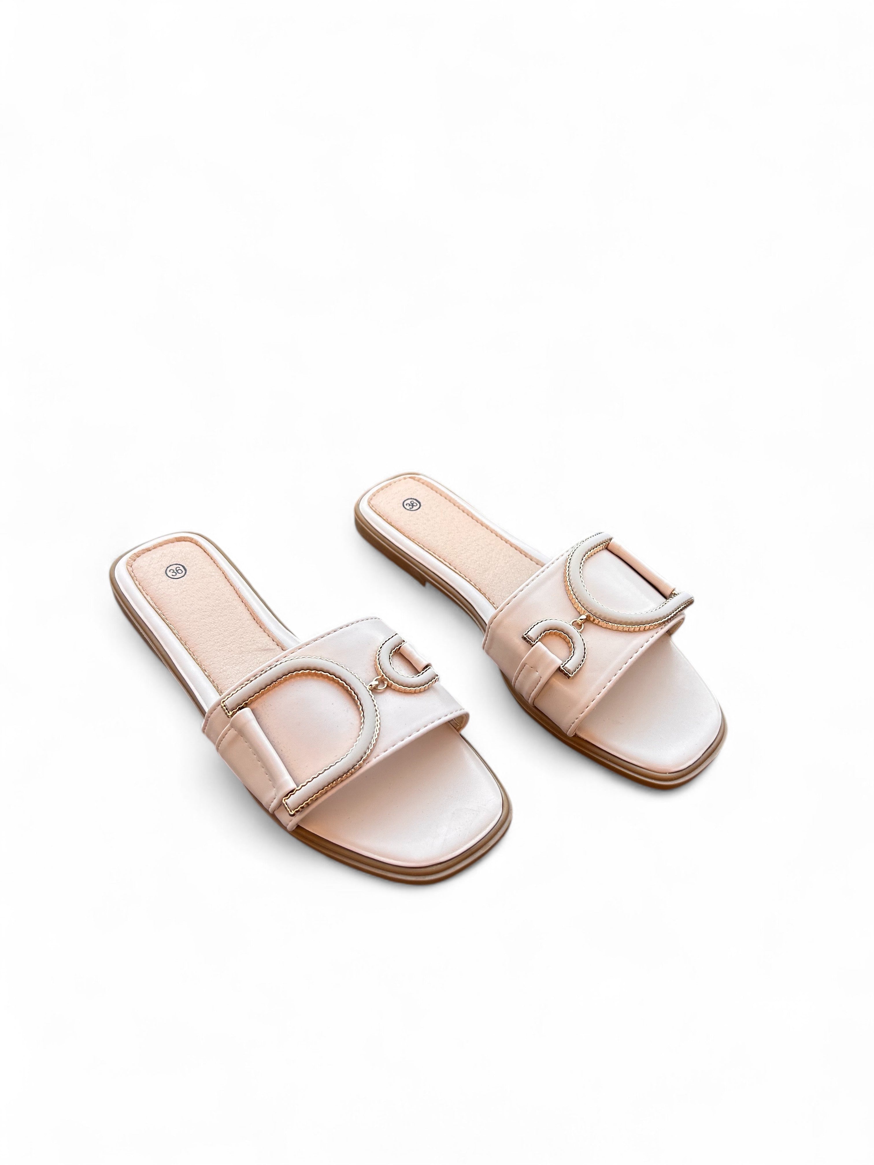 Green flat slippers