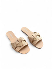Pink flat slippers